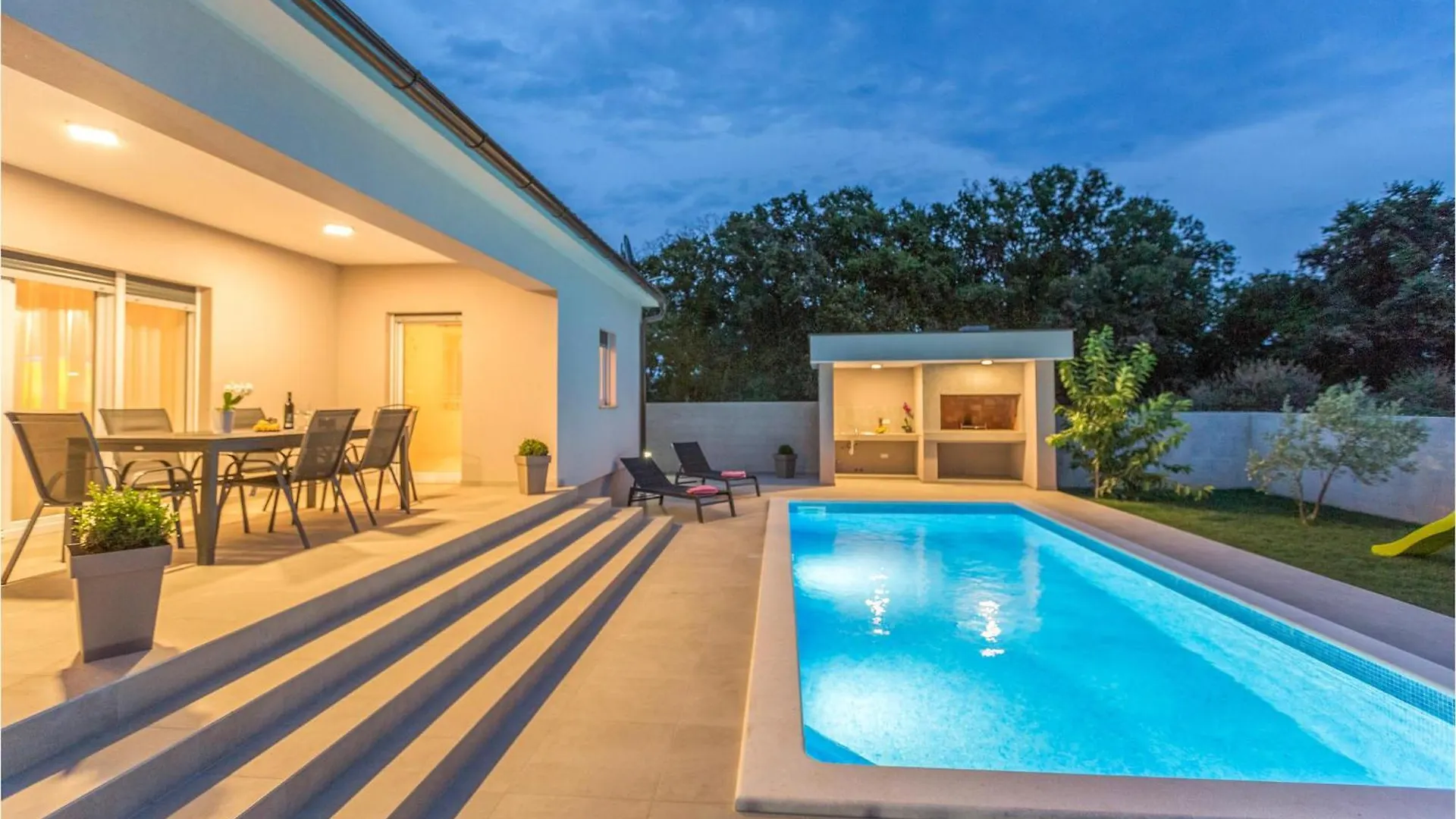 Nice Home In Galizana With Kitchen 0*,  Croácia